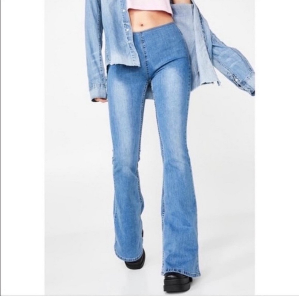 Newbury Kustom bell bottom stretchy jeans size small